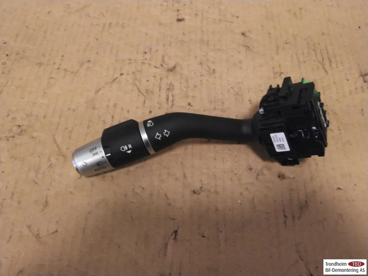 Jaguar I-PACE 2018- Turn signal / lighting stalk switch