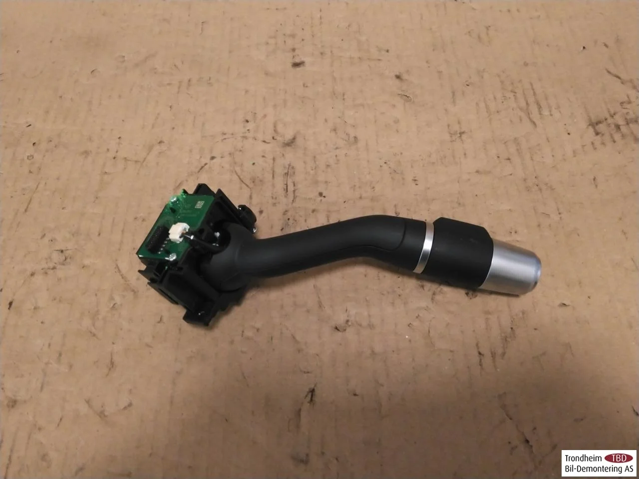 Jaguar I-PACE 2018- Turn signal / lighting stalk switch view 2
