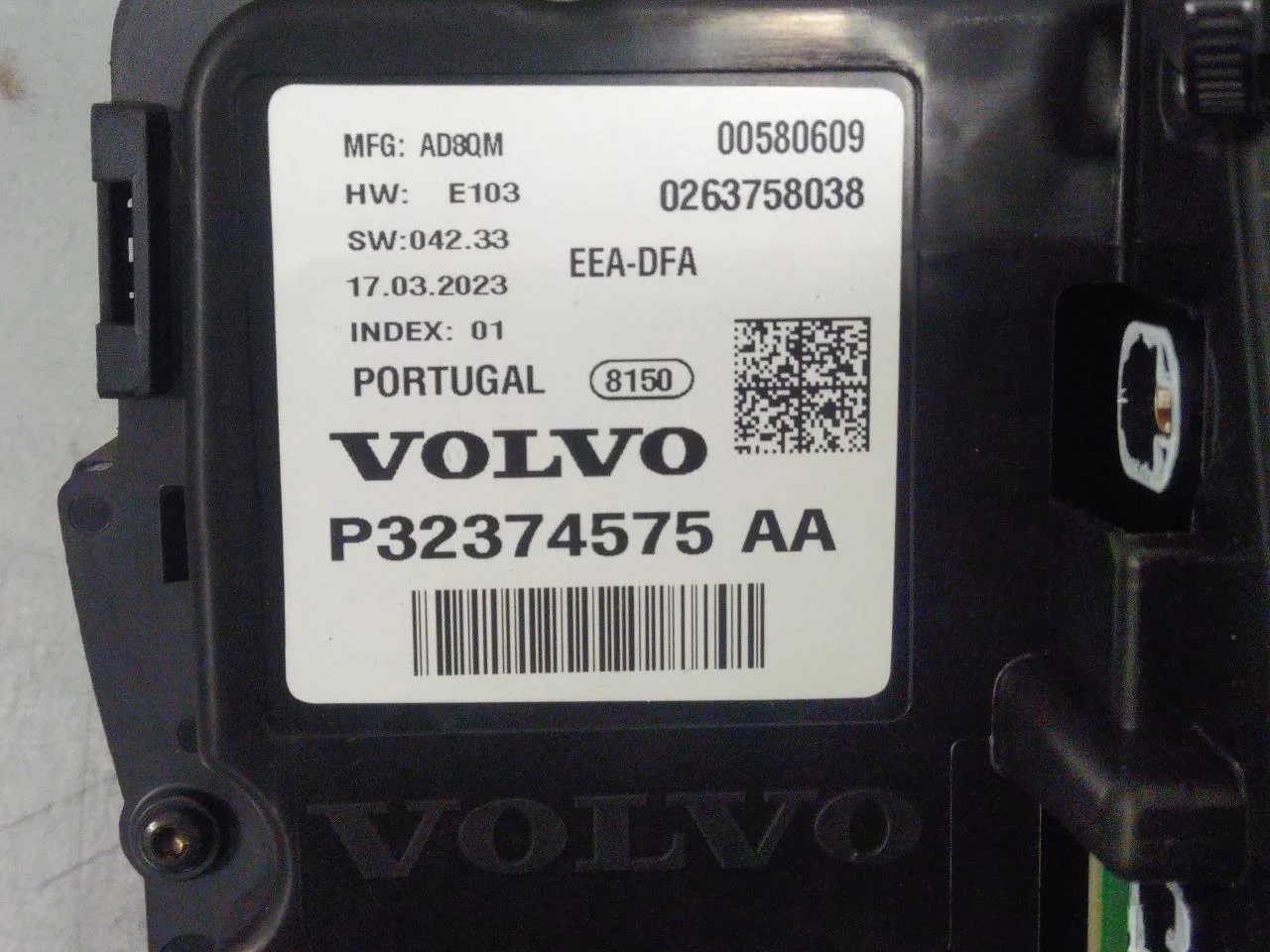 Volvo C40/RECHARGE 2021-> Ceasuri bord complete vedere 4