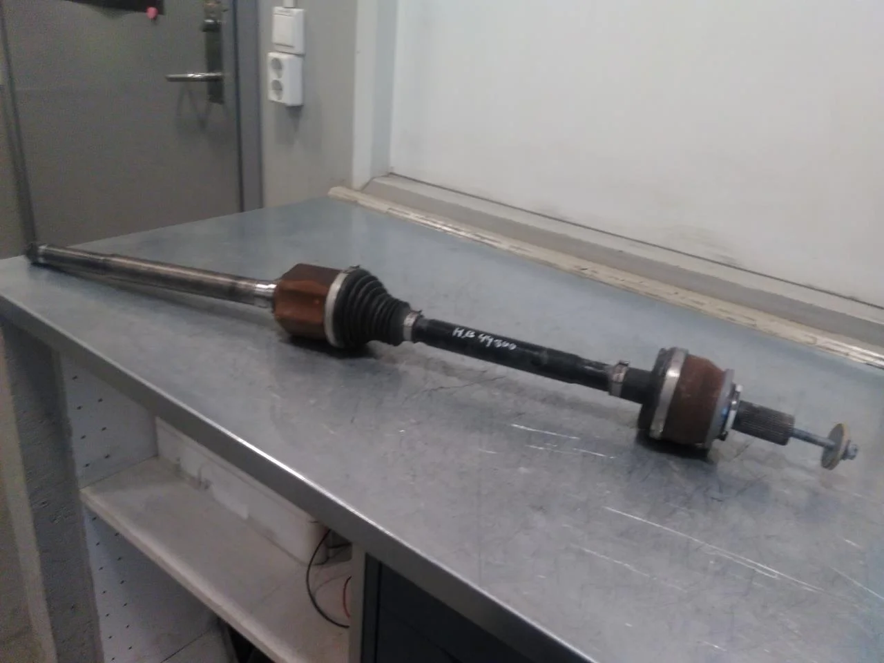 Volvo C40/RECHARGE 2021-> Rear right driveshaft