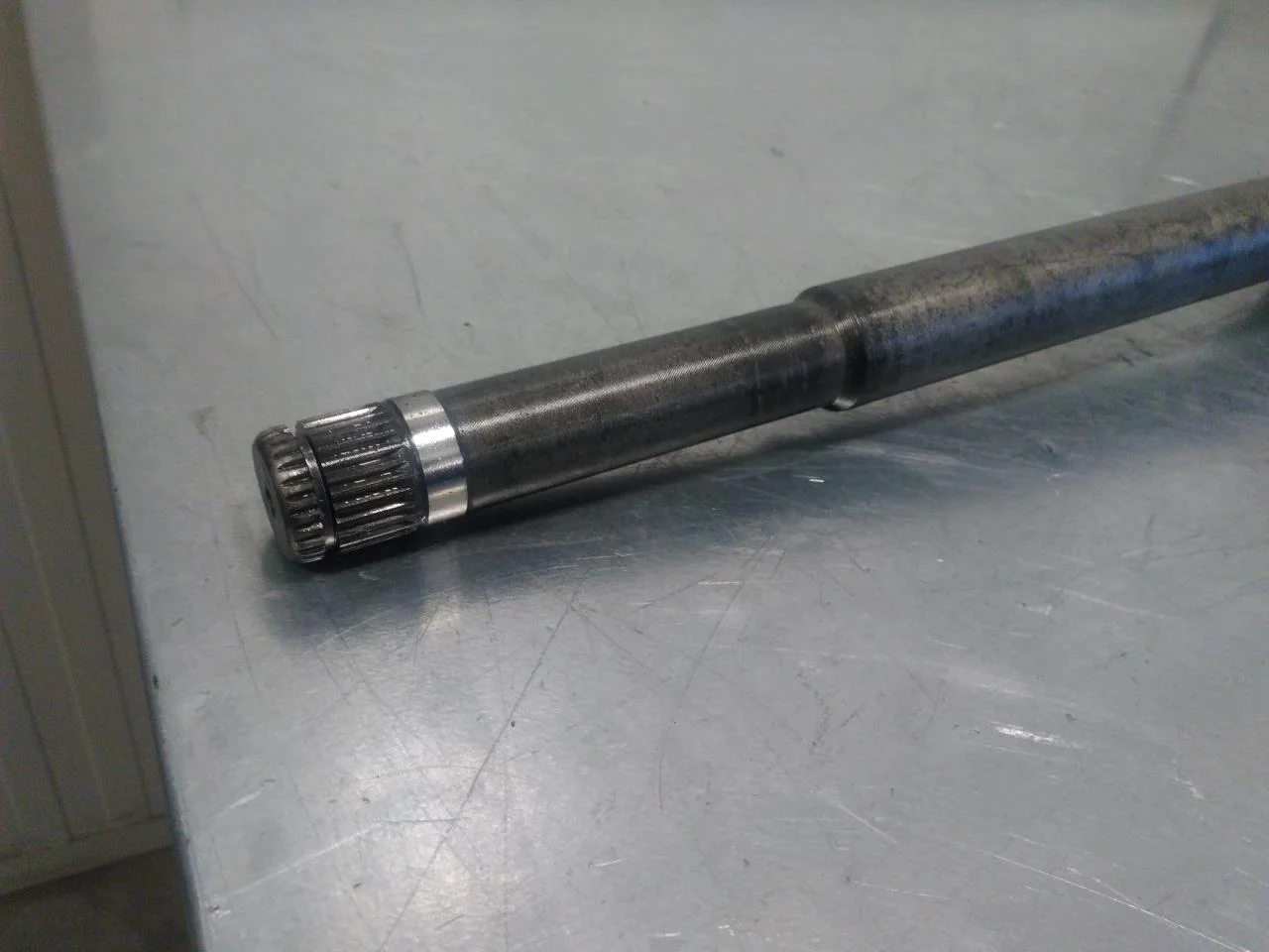 Volvo C40/RECHARGE 2021-> Rear right driveshaft view 4