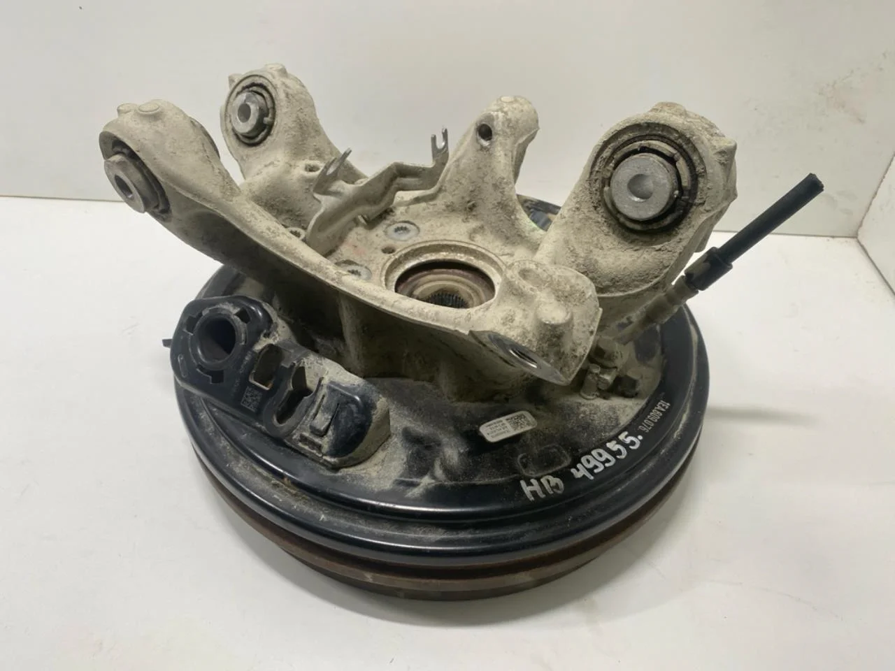 Volkswagen ID.4 2021- Stub axle carrier, right rear