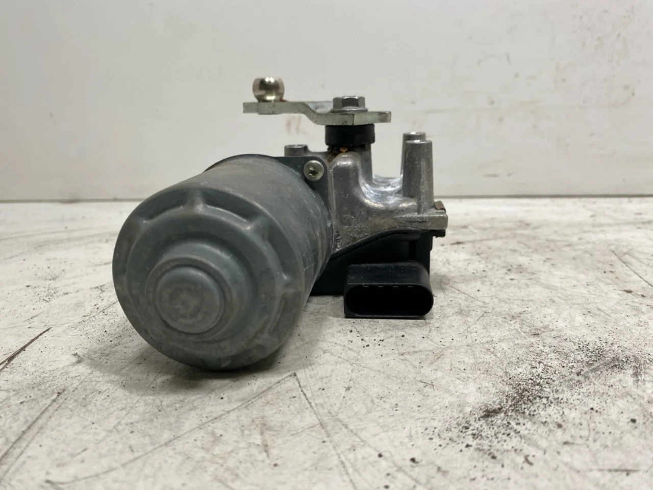 Volkswagen ID.4 2021- Ablaktörlő motor, szélvédő nézet 2