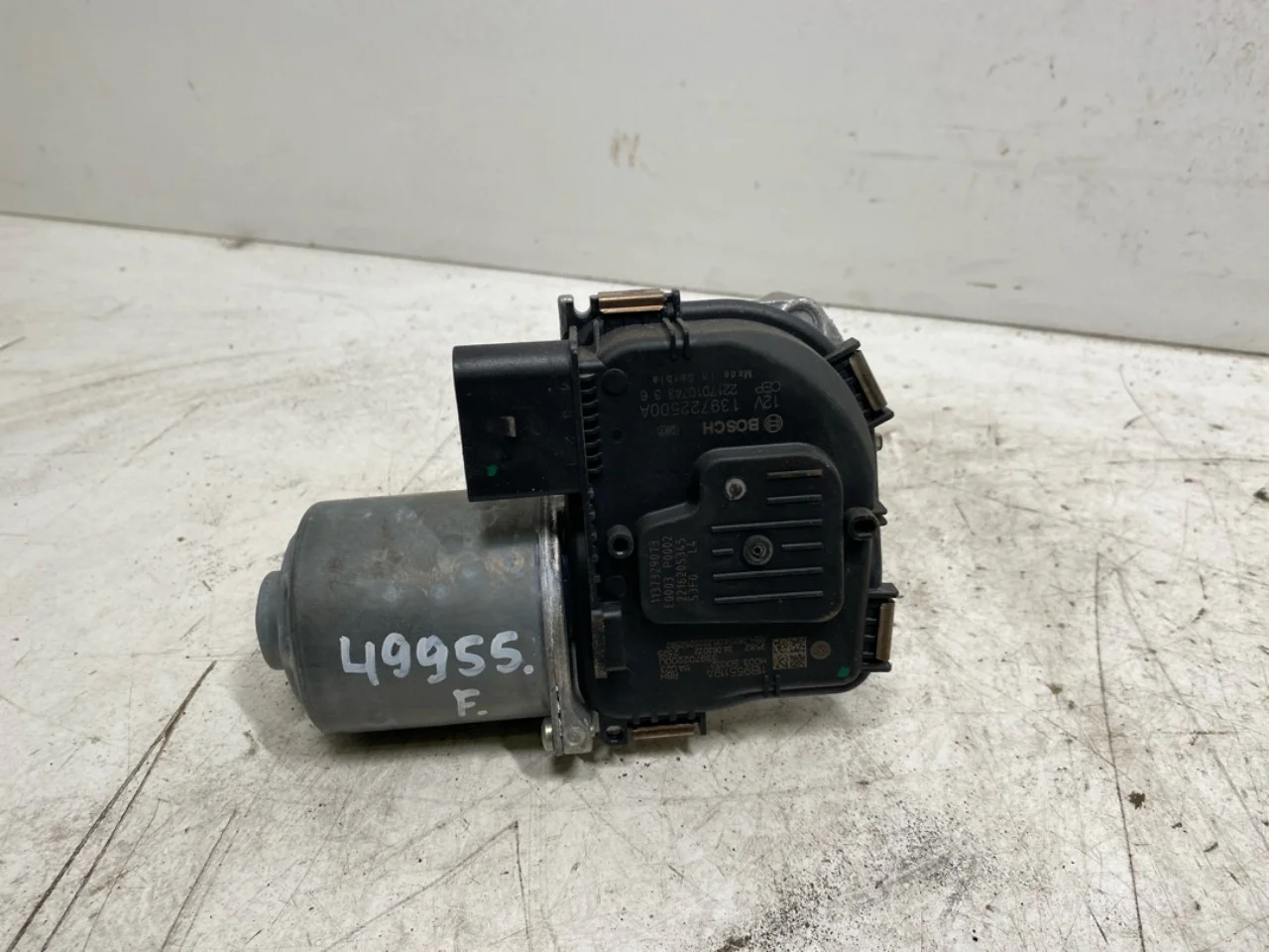 Volkswagen ID.4 2021- Ablaktörlő motor, szélvédő nézet 3