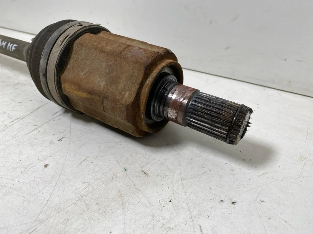 Hyundai IONIQ 5 NE 2022- Front right driveshaft view 2