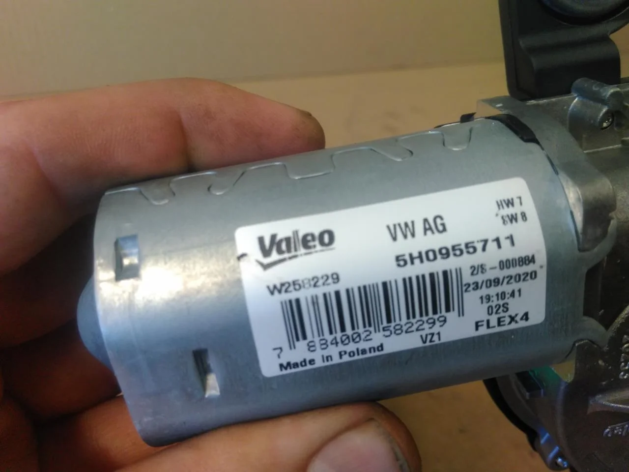 Volkswagen ID.3 2021- Ablaktörlő motor, csomagtérajtó nézet 3