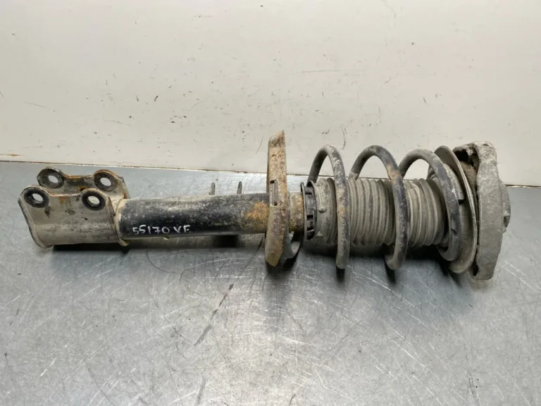 Mercedes B 180-200 W246/W242 2012-19 Amortizor tip McPherson, față stânga