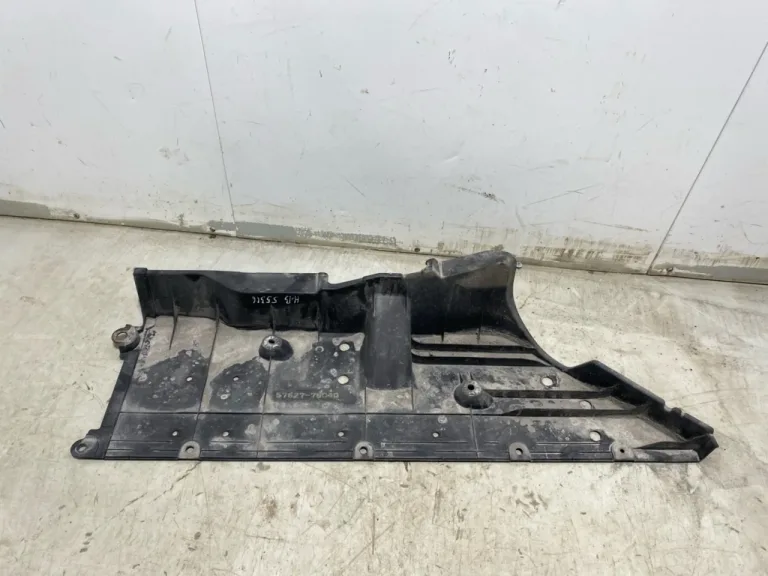 Lexus UX/300E 2019- Underbody protection plate (engine/gearbox/floor)