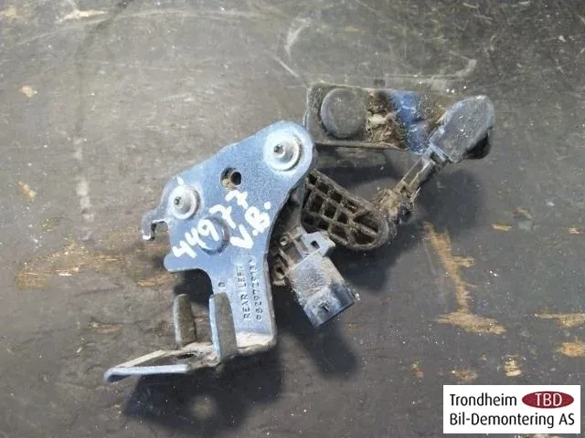 Peugeot 208/E-208 2020-> Senzor reglaj nivel / suspensie pneumatică