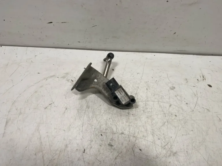 Tesla MODEL S 2013- Senzor reglaj nivel / suspensie pneumatică