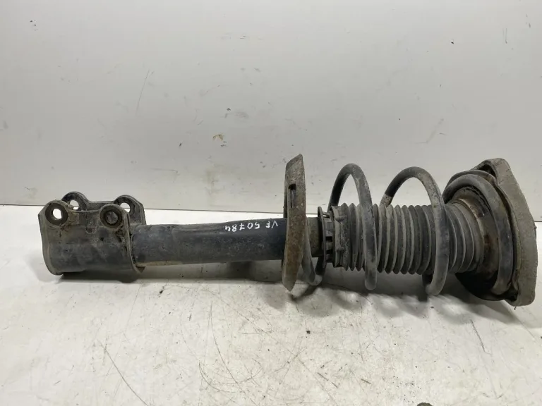 Mercedes B 180-200 W246/W242 2012-19 Amortizor tip McPherson, față stânga