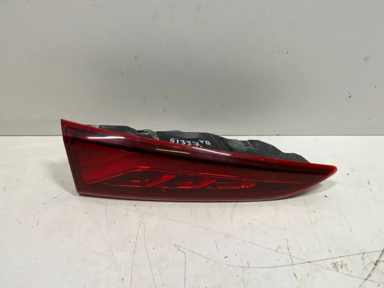 Hyundai KONA / ELECTRIC 2018-23 Lampă spate, stânga, pe hayon (interioară)