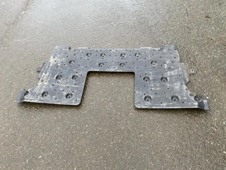 Nissan ARIYA 2021- Underbody protection plate (engine/gearbox/floor)