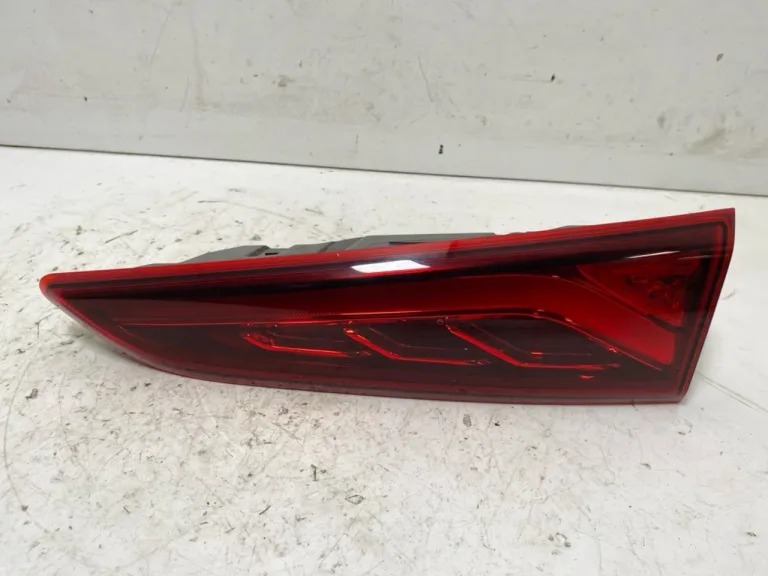 Hyundai KONA / ELECTRIC 2018-23 Right tail light on tailgate, inner