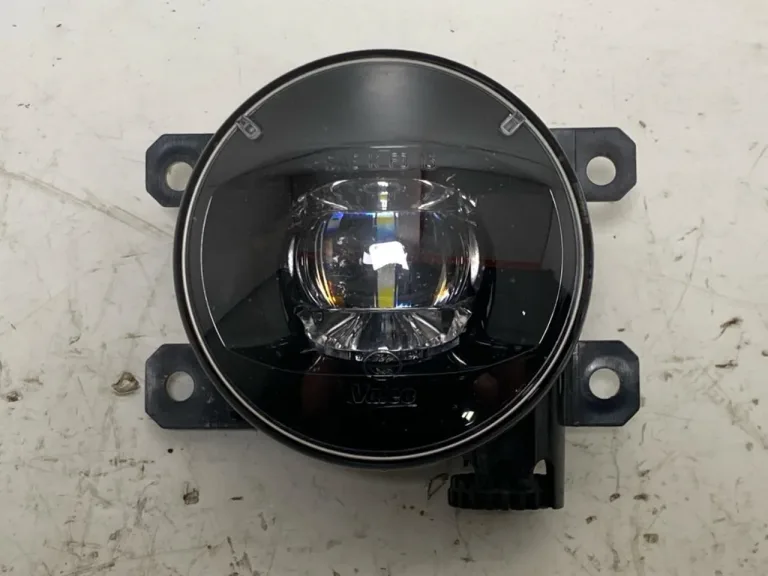 Citroen C4/E-C4 C4X/E-C4X 21->> Lampă de viraj / proiector ceață