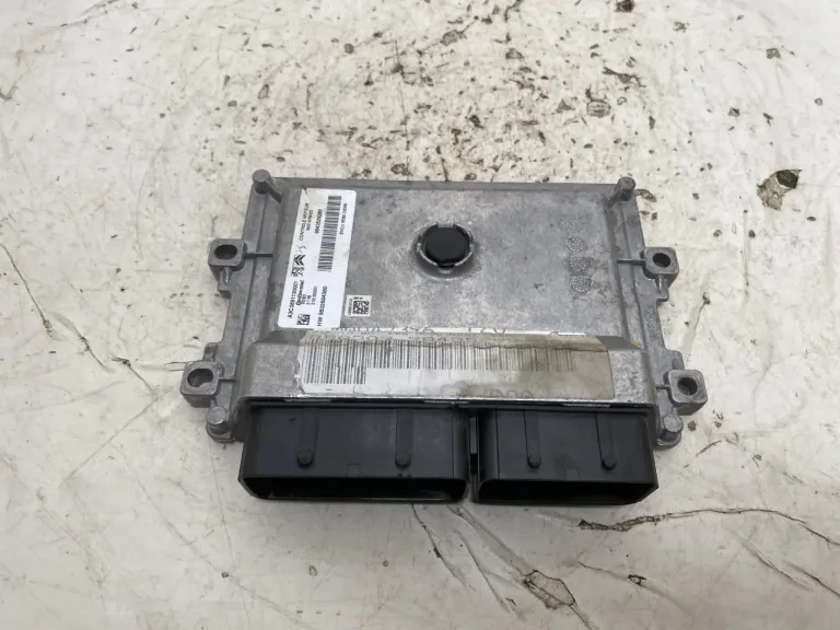 Opel / Vauxhall OPEL MOKKA 21 > Vezérlőegység, befecskendezés (benzin)