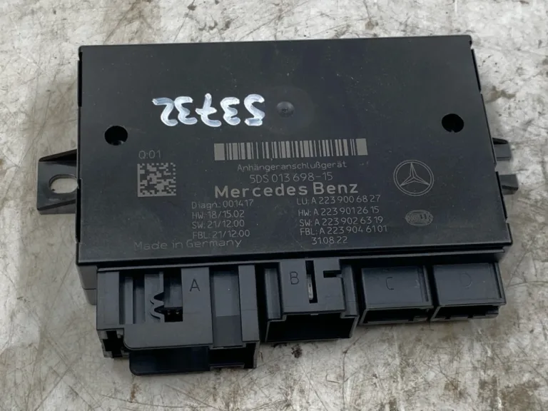 Mercedes EQS SUV X296 2022- Unitate de comandă, cârlig de remorcare