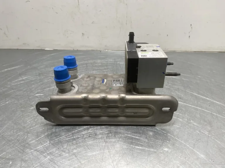 Peugeot 3008/E-3008 2024- Radiator încălzire, pentru sistem cu aer condiționat