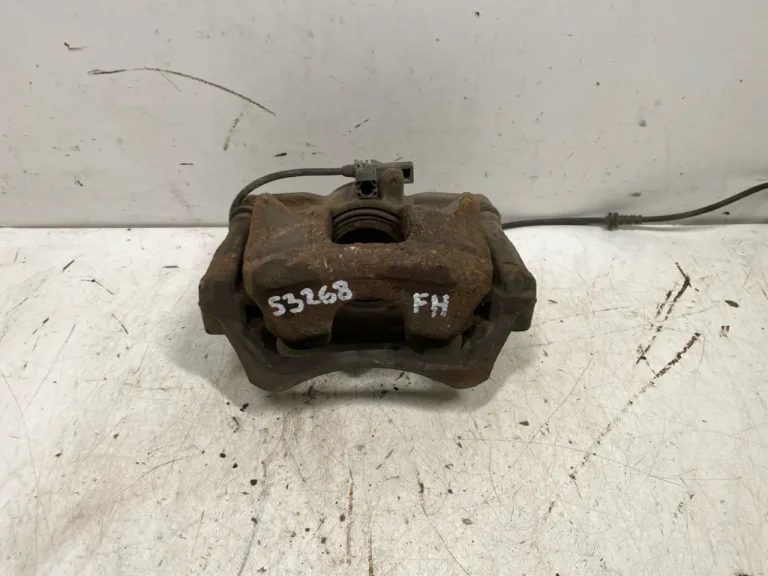 Mercedes B 180-200 W246/W242 2012-19 Etrier frână față dreapta