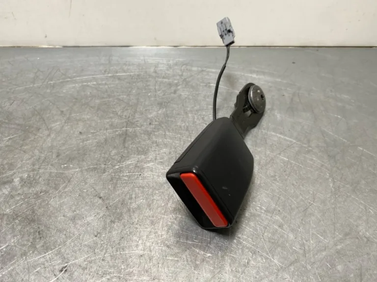 Renault ZOE/E- TECH 2013--> Cataramă / prindere centură de siguranță