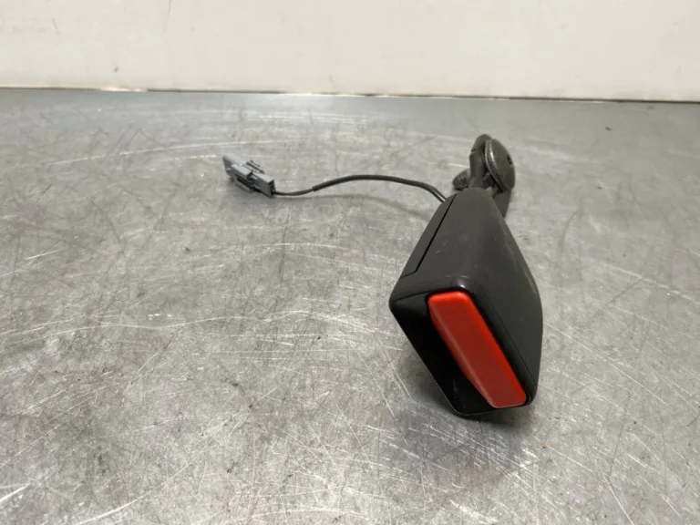 Renault ZOE/E- TECH 2013--> Cataramă / prindere centură de siguranță