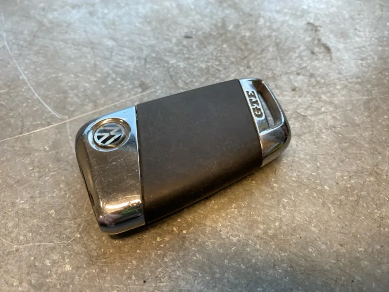 Volkswagen PASSAT 2015-19 Telecomandă, închidere centralizată / alarmă